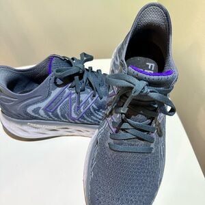 Women’s New Balance x Fresh Foam v1080 v11 sz 7.5